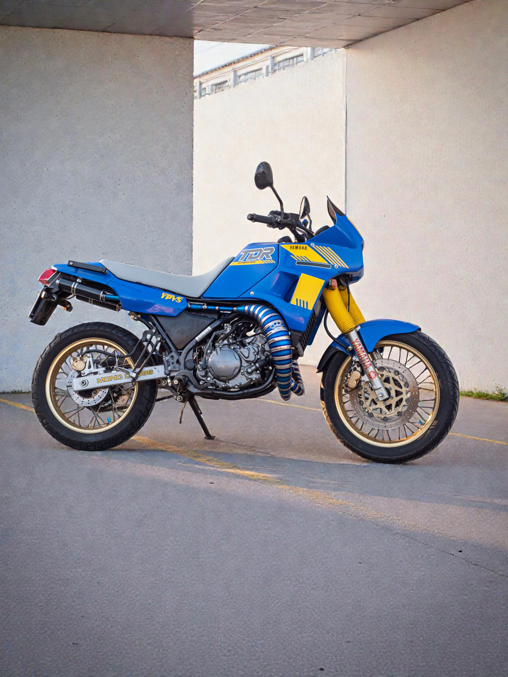 DBR Titan-Auspuff für YAMAHA TDR 250cc
