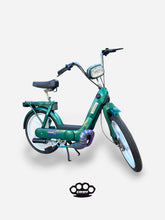 Lade das Bild im Gallery-Viewer, DBR Auspuff Wyvern Titan Multicolor