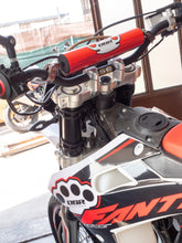 Lade das Bild im Gallery-Viewer, DBR Lenkerpolster mit Querstrebe